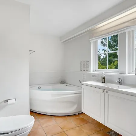 Stunning In With Kitchen * Vejby